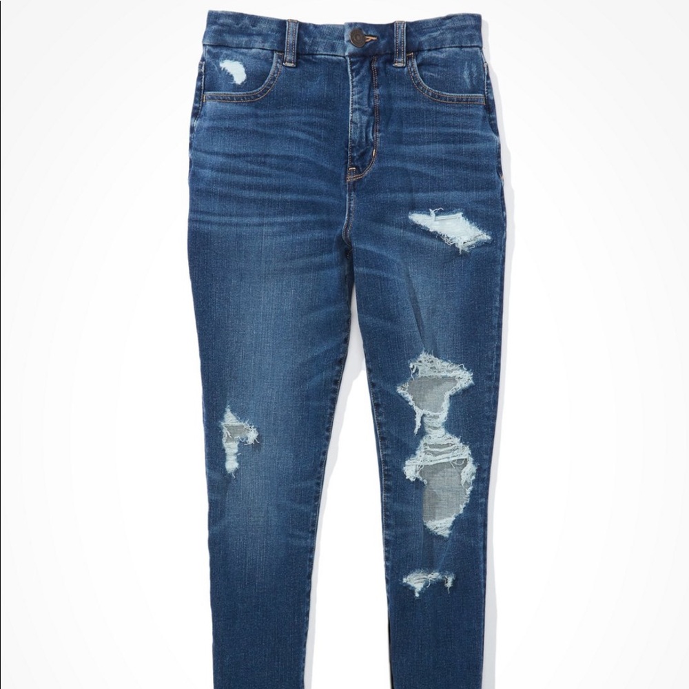 American Eagle “The Dream Jean” - Ripped Curvy Hi-Rise Jegging